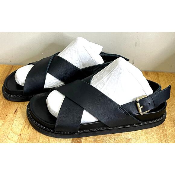 Liberte Capri Sandal Black Leather Buckle Casual Women's Size 8.5 - Picture 3 of 10
